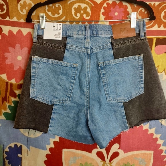 BDG Pax High Rise Denim Shorts Color Block Urban Outfitters Size 29 - Picture 9 of 12